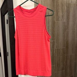 Lululemon Breeze By Muscle Tank Size 6 see measurements